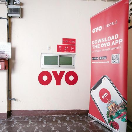 Oyo 525 Mrt Phetkasem 48-1 Place Bangkok Eksteriør billede